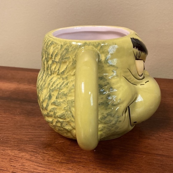 NEW DR. SEUSS GRINCH SCULPTED CERAMIC MUG - Picture 5 of 9